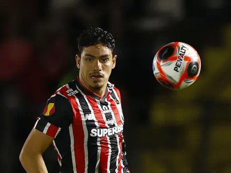 Moreira volta a ser opção nas laterais do São Paulo após encantar Zubeldía