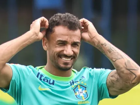 Danilo chega ao Rio de Janeiro e Flamengo define mais duas contratações