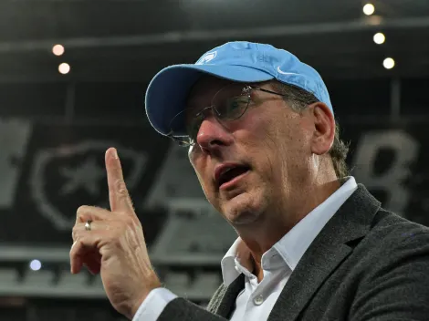 John Textor recusa propostas pelo volante Newton