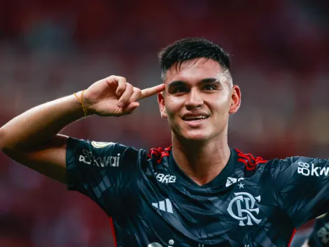 Alcaraz queria ficar no Flamengo, mas José Boto convenceu por saída