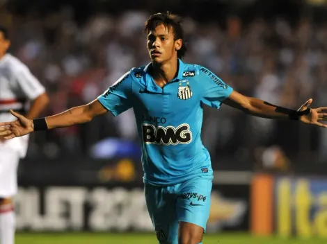 Camisa histórica poderá ser relançada por Santos e Umbro