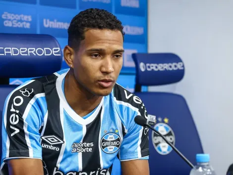 João Lucas toma decisão sobre sequência no Grêmio