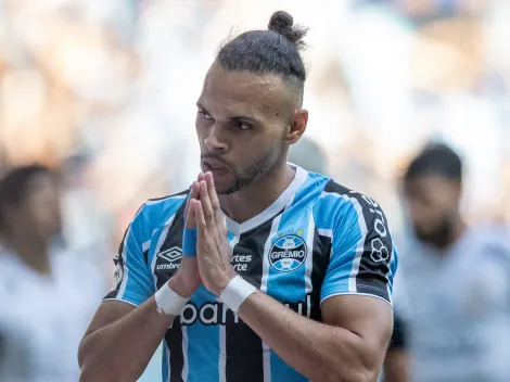 Braithwaite celebra gol marcado em Gre-Nal, mas lamenta resultado