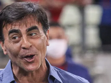 Quinteros é informado sobre chegada de zagueiro no Grêmio