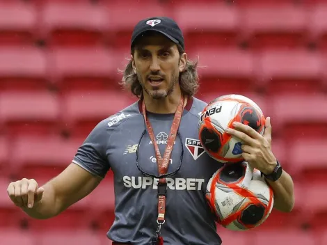 Zubeldía faz escalação inédita com Lucas Ferreira como titular