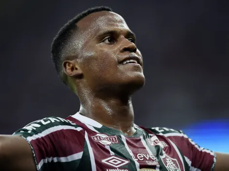 Arias celebra placar elástico conquistado pelo Fluminense