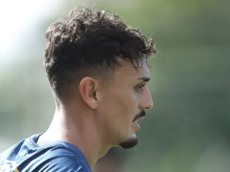 Pituca quer continuar no Santos e recuperar seu espaço