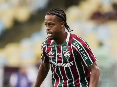 Após centésimo jogo, Keno se declara ao Fluminense