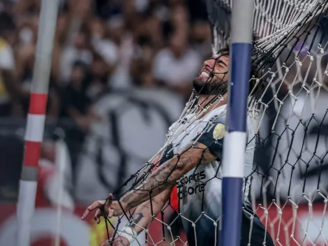 Félix Torres e Carrillo marcam, mas Corinthians está eliminado da Libertadores