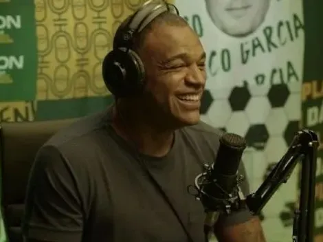 Denílson tira sarro do Corinthians após eliminação na Libertadores