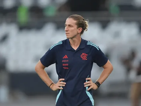Filipe Luís não pensa em deixar o Flamengo para Seleção Brasileira