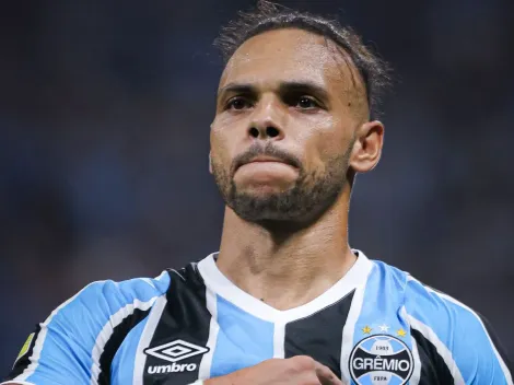 Braithwaite viaja com o Grêmio, mas deve iniciar no banco