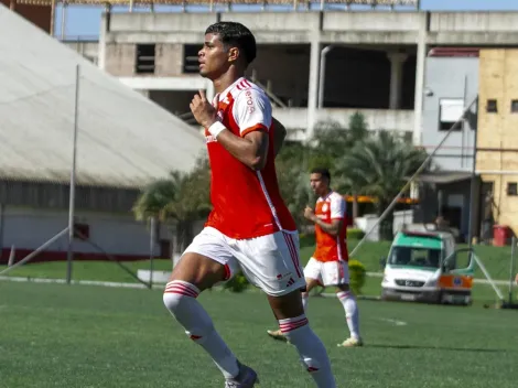 Crysthyan Lucas herda a camisa 9 do Internacional na Libertadores