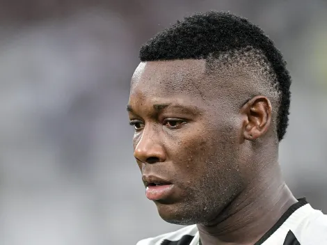 Patrick de Paula joga mal e torcida reage na web