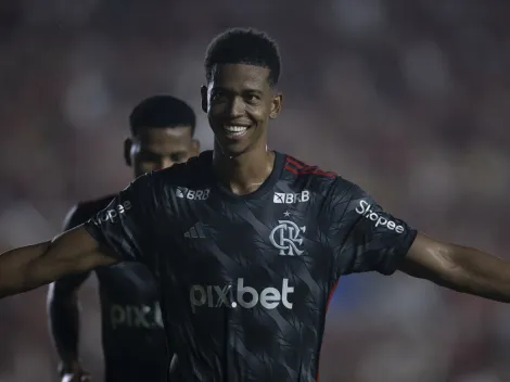 Reencontro de Carlinhos com o Flamengo deve ser adiado 