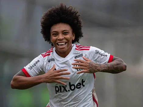 Valéria decide clássico com golaço nos acréscimos pelo Flamengo