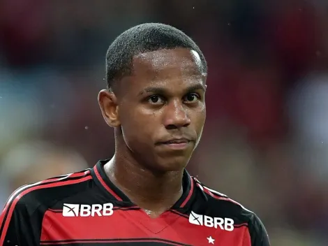 Flamengo toma decisão sobre contrato com Wallace Yan