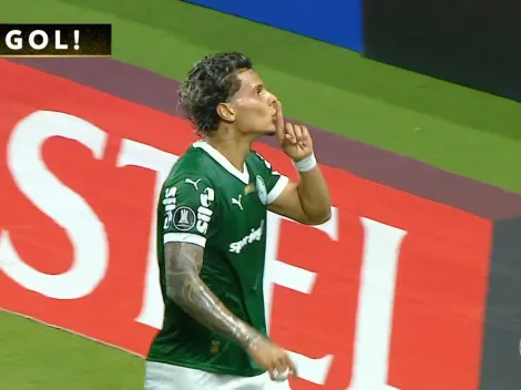 Rios não comemora gol e pede silêncio para torcida do Palmeiras