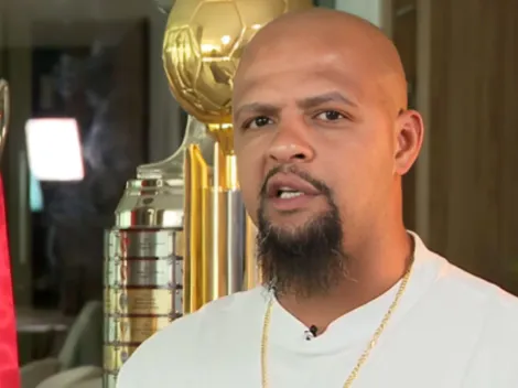 Felipe Melo perde a paciência com a zaga do Fluminense