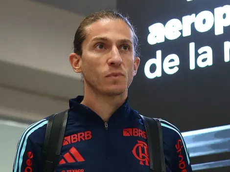 Filipe Luís prepara formação inédita com mudanças no Flamengo