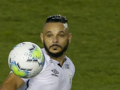 Aos 39 anos, lateral-direito Pará está longe do futebol profissional