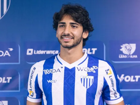 Emprestado pelo Vasco, JP vira destaque no Avaí