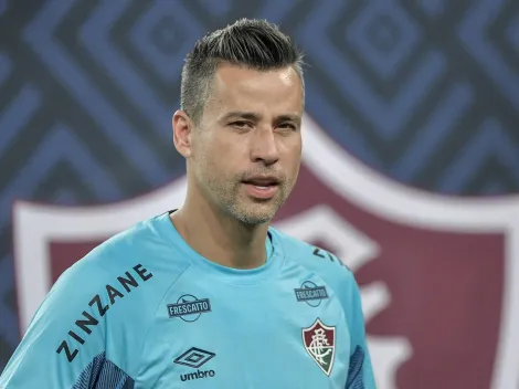Fábio é o único elogiado pela torcida do Fluminense