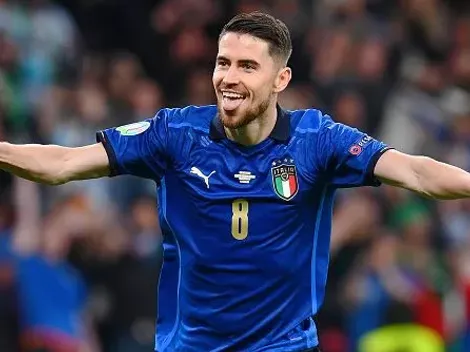 Jorginho avisa Boto que será jogador do Flamengo