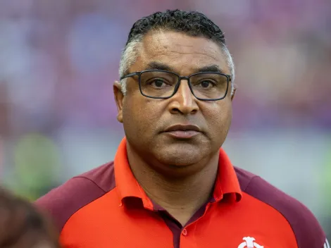 Sob pressão, Roger pede confiança da torcida