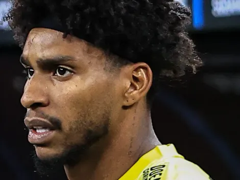 Hugo Souza cobra atitude do elenco do Corinthians