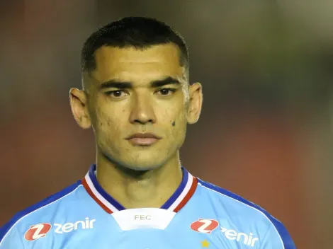 Goleiro Santos deve sair do Athletico-PR para assinar com o Corinthians