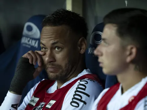 Neymar tenta forçar retorno contra o Corinthians