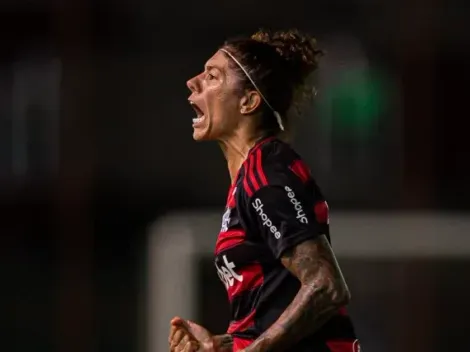 Atacante Cristiane celebra 40 anos: "O Flamengo hoje é casa"