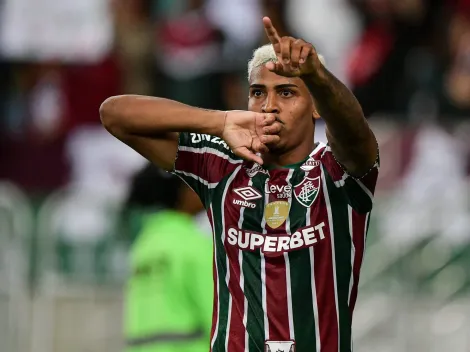 Fluminense parabeniza Kennedy e torcedores pedem volta do atleta