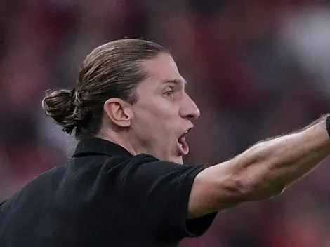 Filipe Luís elogia time do Botafogo