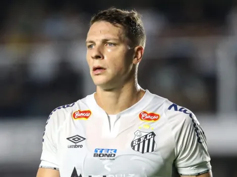Julio Furch é inscrito no Brasileirão e será reutilizado