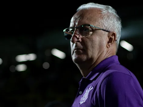 Corinthians tem sete escalações diferentes em sete jogos sob o comando de Dorival