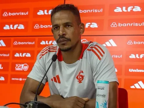 Roger revela possível permanência de Fernando no Internacional