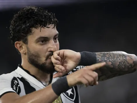 Ancelotti observa, mas Alex Telles mantém foco total na Libertadores pelo Botafogo