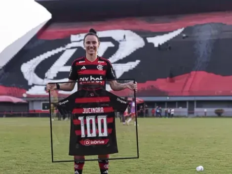 Lateral Jucinara atinge marca de 100 jogos com o Flamengo