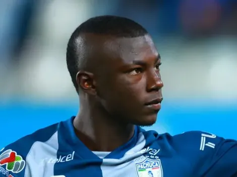 Hinestroza fala pela primeira vez sobre possível transferência