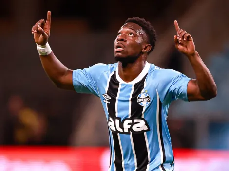 Esposa de Amuzu desmente rumores e confirma infecção do jogador do Grêmio