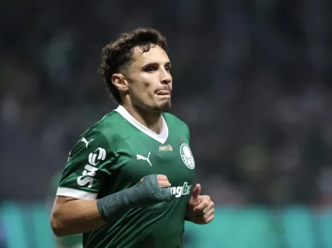 Veiga comemora 350 partidas pelo Palmeiras e destaca foco no Mundial da FIFA