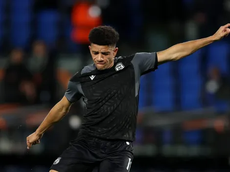 Taison posta mensagem enigmática sobre volta ao Inter