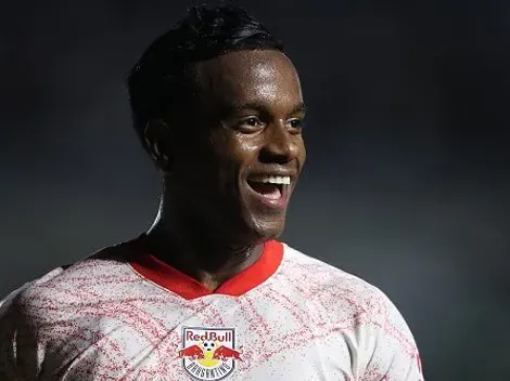 Helinho aceitou jogar no Corinthians