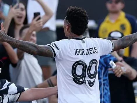Igor Jesus conta que perdeu visão após marcar contra PSG