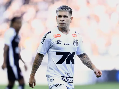 Santos usa dinheiro de Soteldo para pagar dívidas