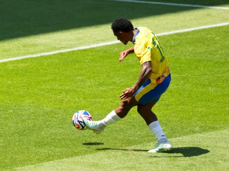 Lucas Ribeiro, do Mamelodi marcou um golaço no Borussia