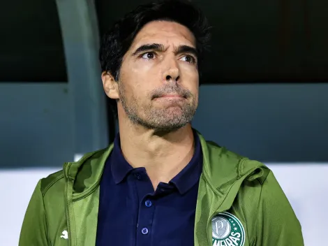 Torcida do Palmeiras critica e pede saída de Abel Ferreira