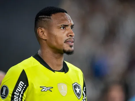Goleiro John permanece no Botafogo